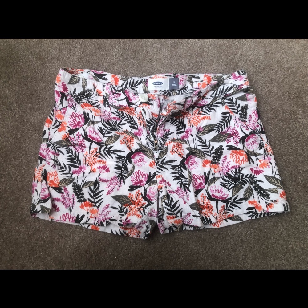 Old Navy kids size 14 floral shorts